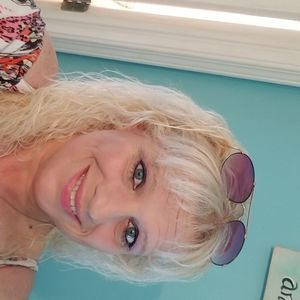 Meet your Posher, Shannon